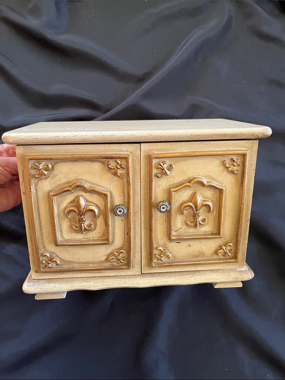 Vtg Fleur De Lis 3 Drawer Jewelry Storage Box Made In Japan **READ**